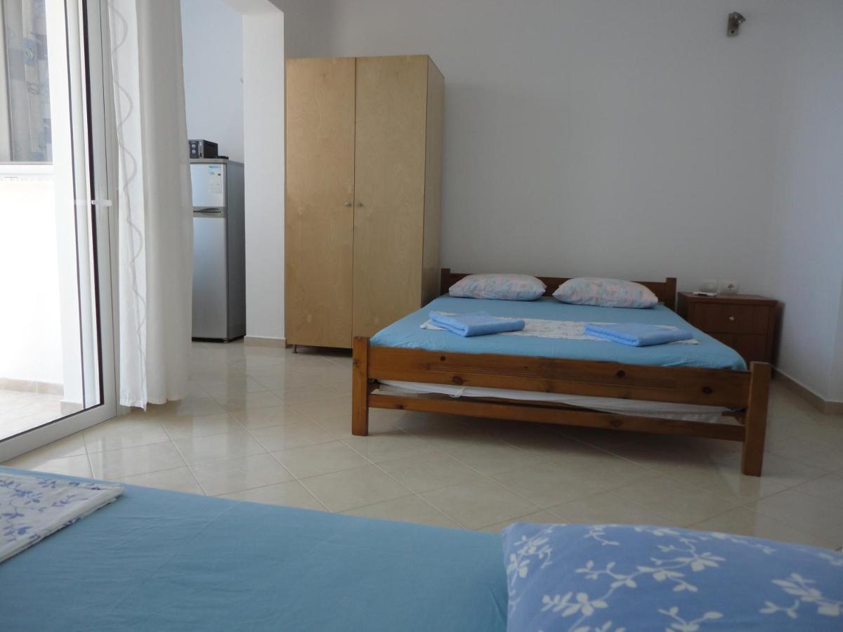 Spiro Guest House Himare Ngoại thất bức ảnh