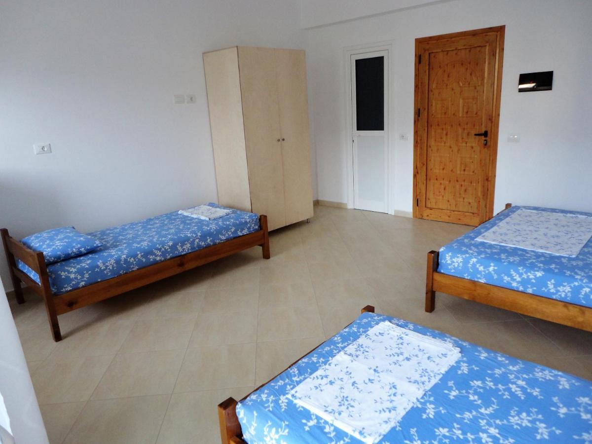 Spiro Guest House Himare Ngoại thất bức ảnh