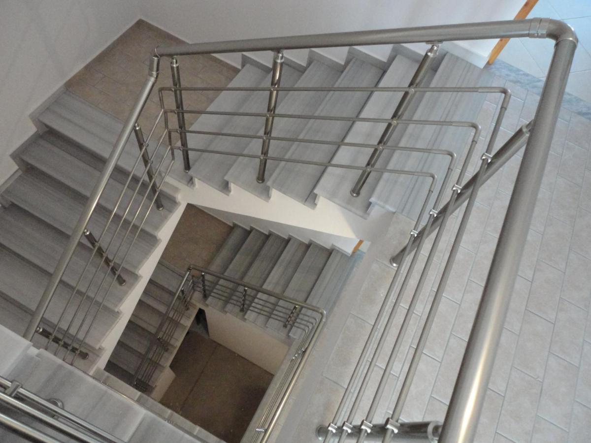 Spiro Guest House Himare Ngoại thất bức ảnh