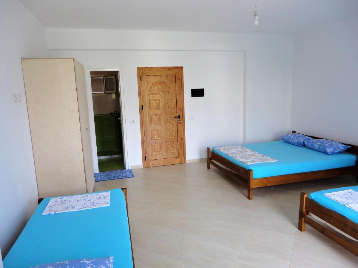 Spiro Guest House Himare Ngoại thất bức ảnh