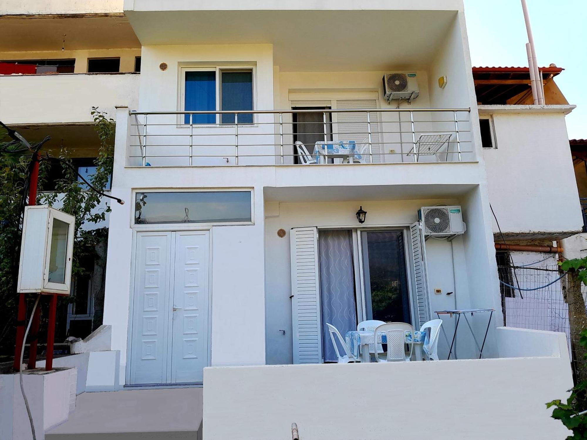 Spiro Guest House Himare Ngoại thất bức ảnh