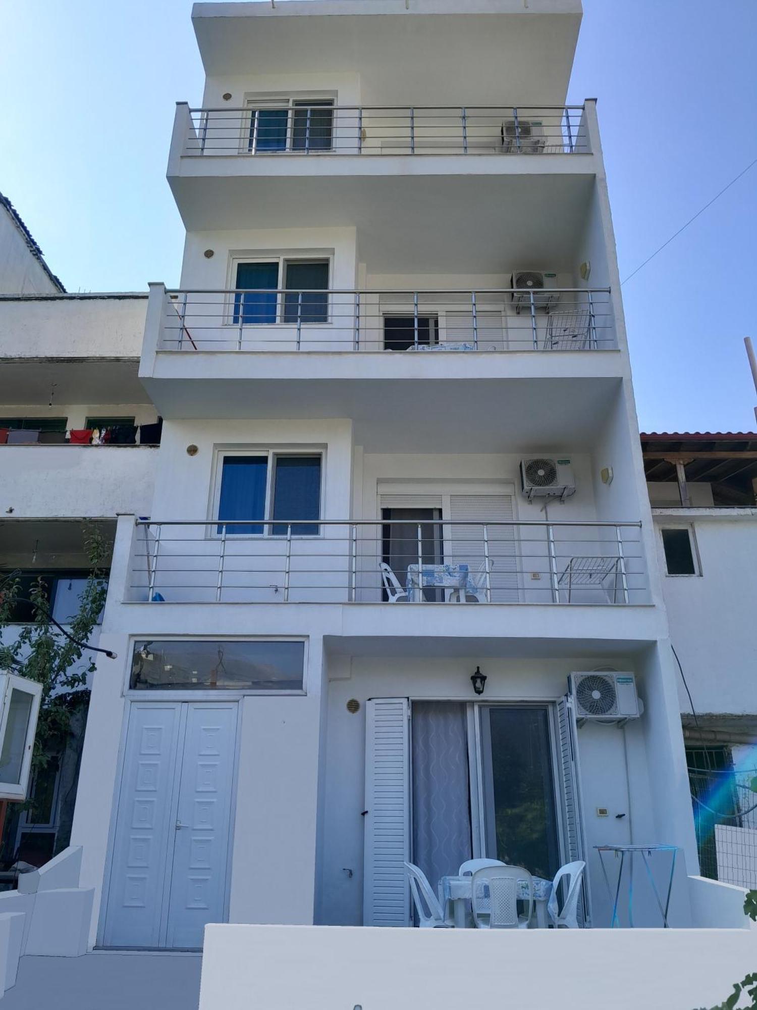Spiro Guest House Himare Ngoại thất bức ảnh